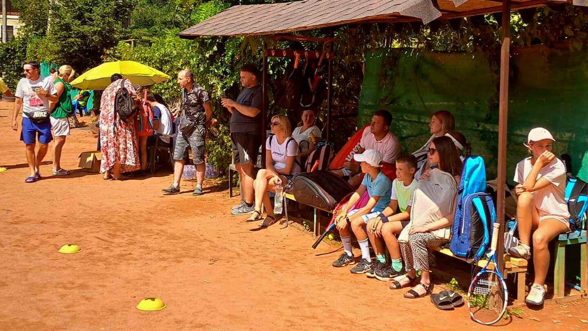 У Коломиї відбувся турнір з тенісу приурочений Дню Державного прапора України 3