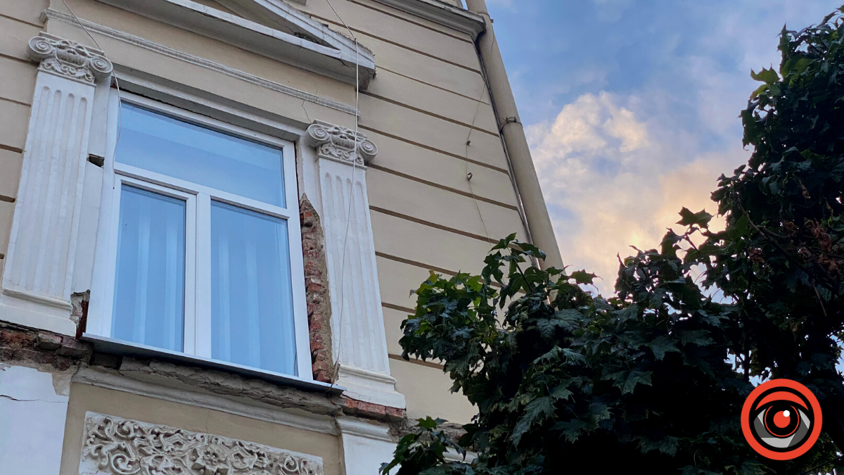 Краса Коломиї, або "Обережно, пані, щоб на Вас не впав балкон" 6