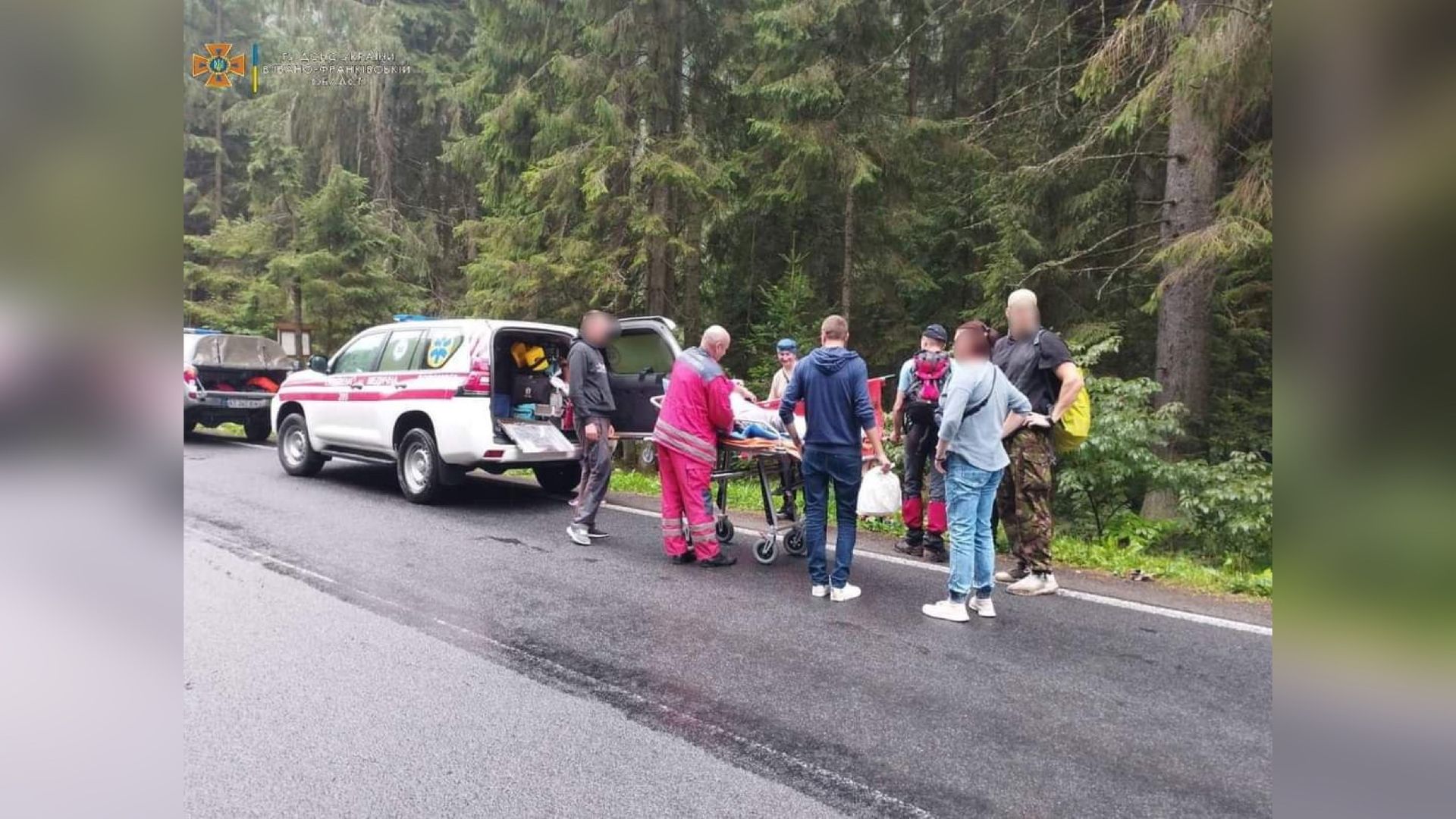 Під горою Хом'як травмувалася туристка | викликали рятувальників