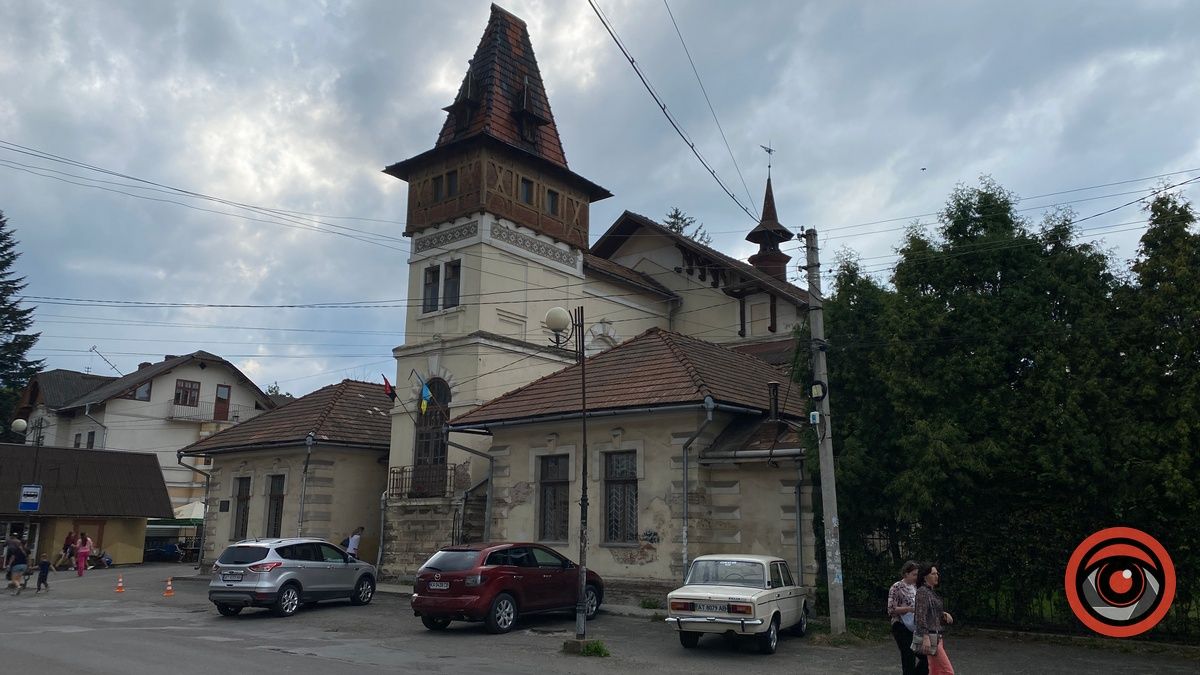 Експериментальна вистава "Робота над помилками" у "Соколі"