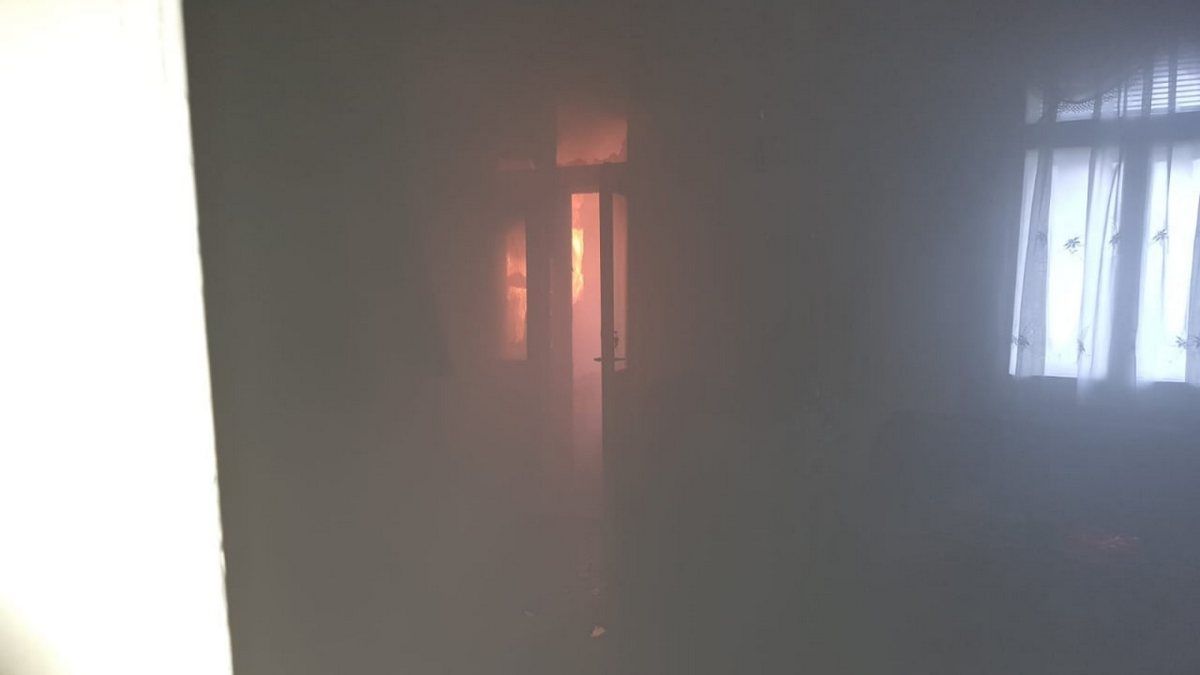 У Снятині загорівся житловий будинок 3