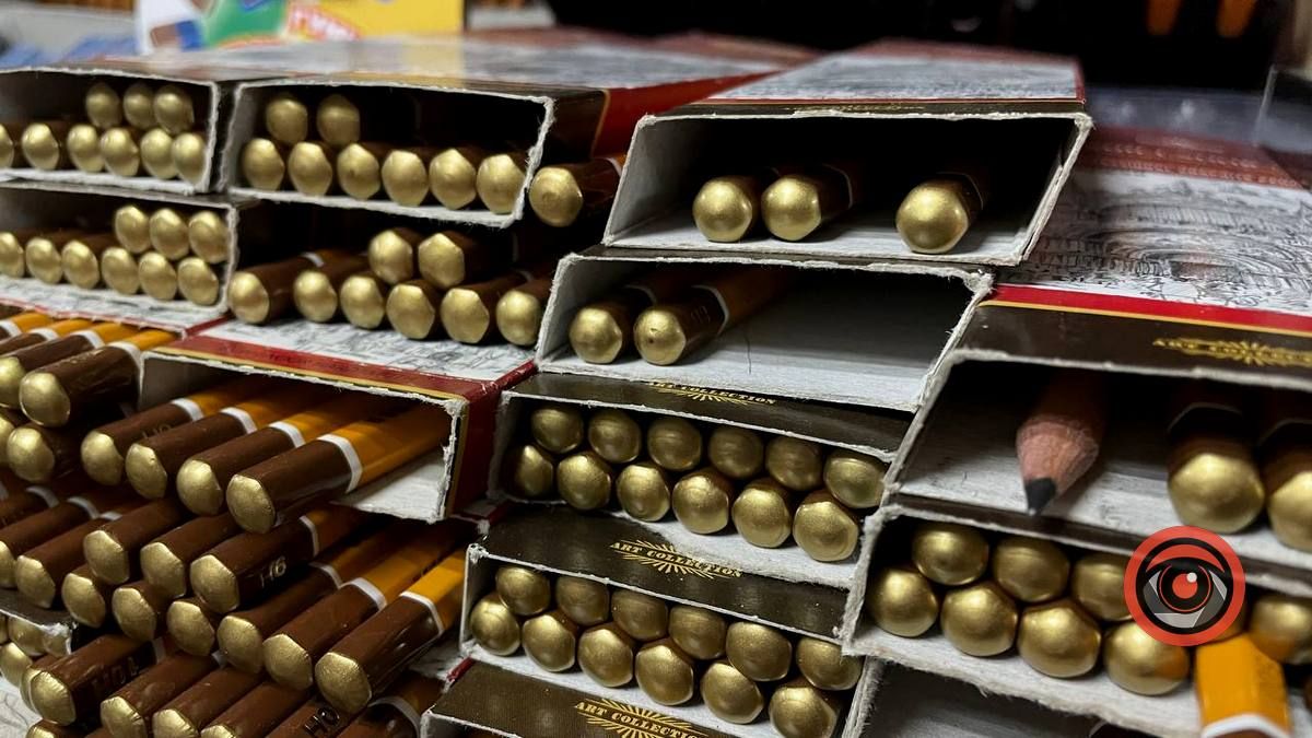 Зібрати школяра: скільки коштуватиме рюкзак та канцелярія? 11