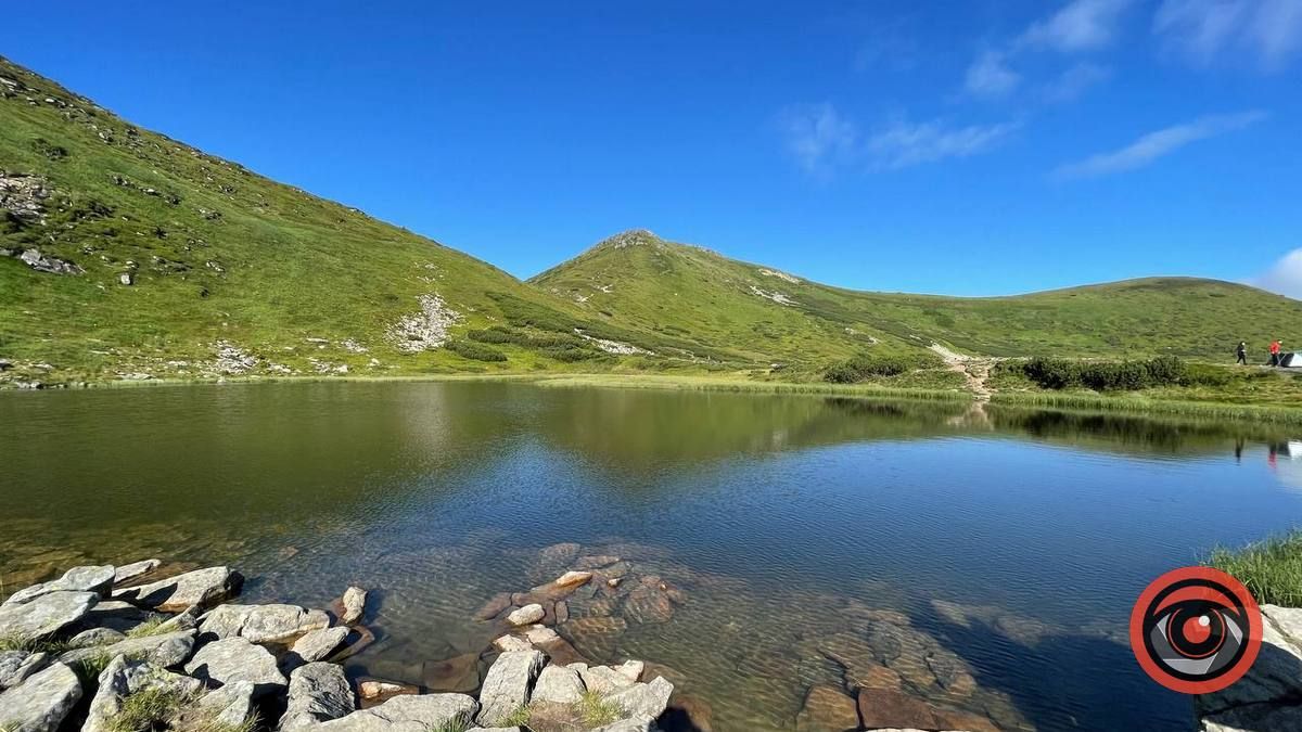 Місце сили та величі: озеро Несамовите в Карпатах 7