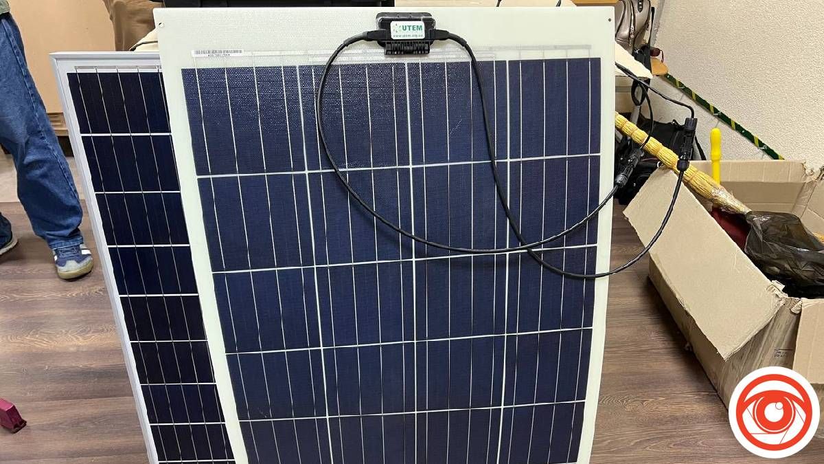 Для ЗСУ франківські конструктори виготовили 12 зарядних станцій на сонячних батареях 1