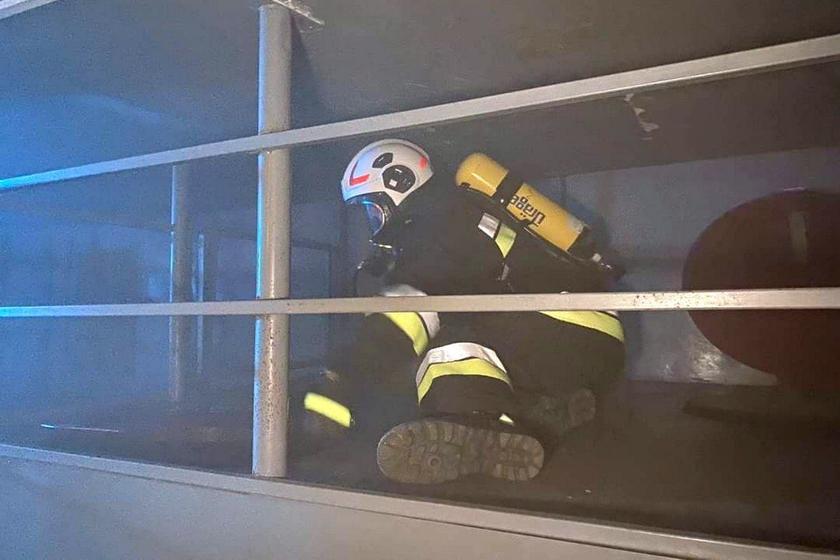 Як тренуються прикарпатські пожежні 5