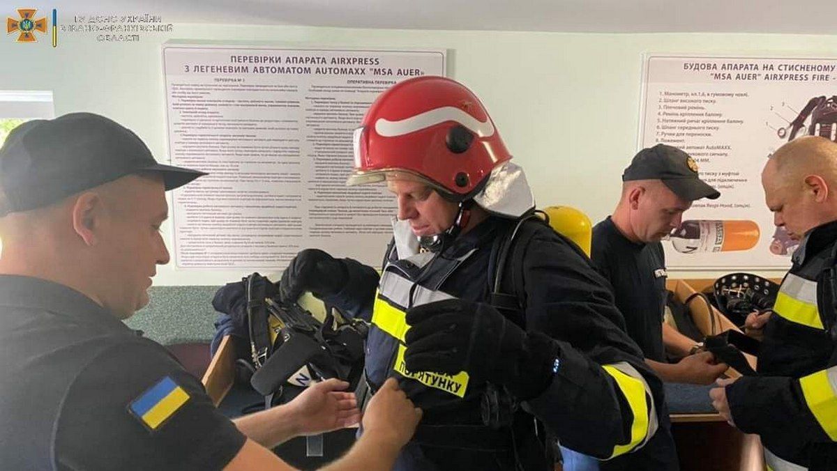 Як тренуються прикарпатські пожежні 1