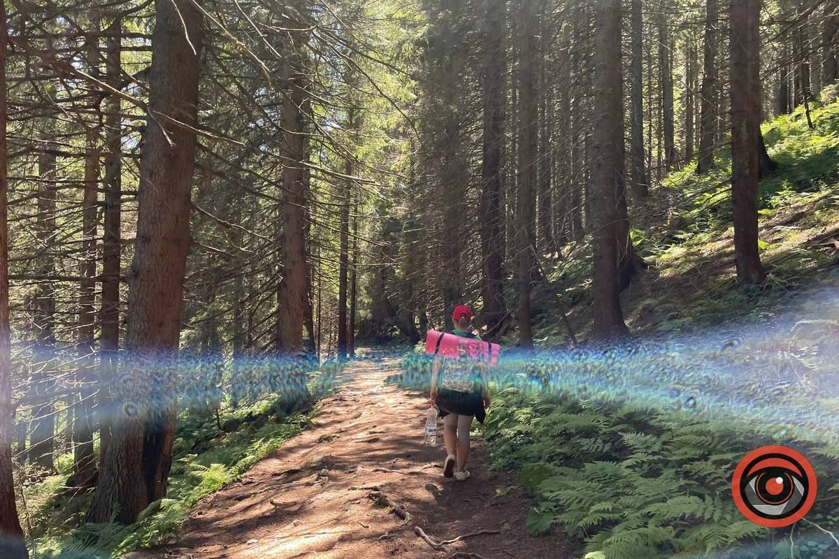 Місце сили та величі: озеро Несамовите в Карпатах 4