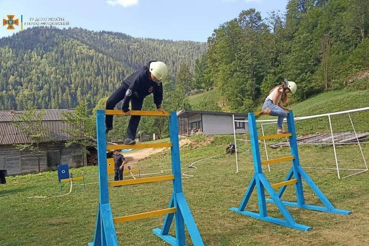 Дітвора Верховини пройшла випробування справжніх пожежних 1
