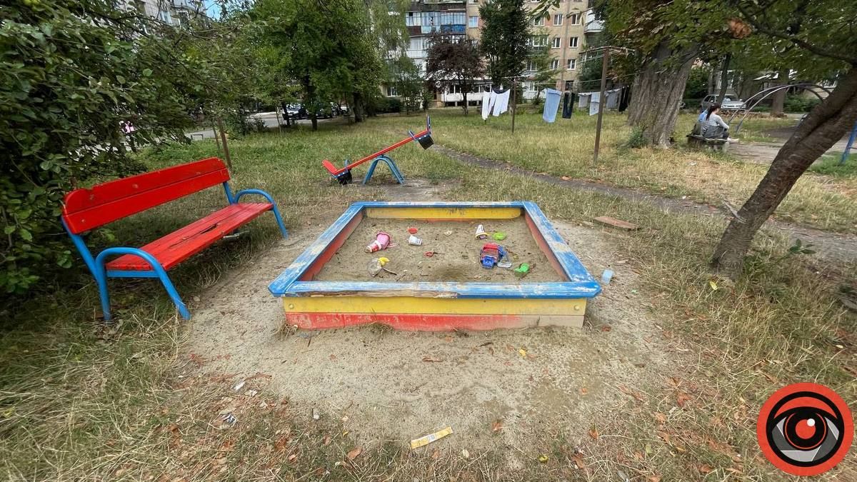 Що бракує коломийським пісочницям 13