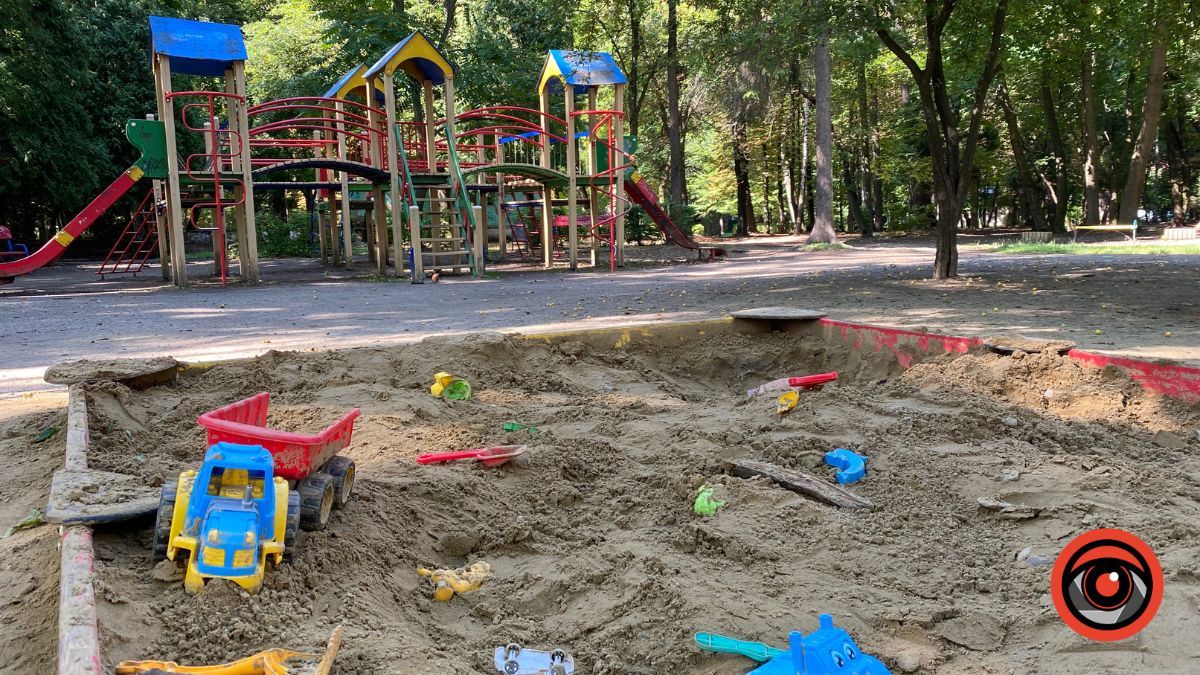 Що бракує коломийським пісочницям 3