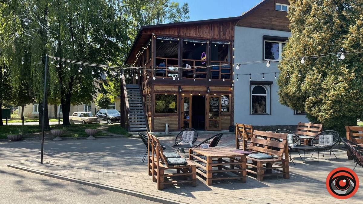 Сідайте, не покалічтеся | Як нині виглядає зона відпочинку на міському озері 17