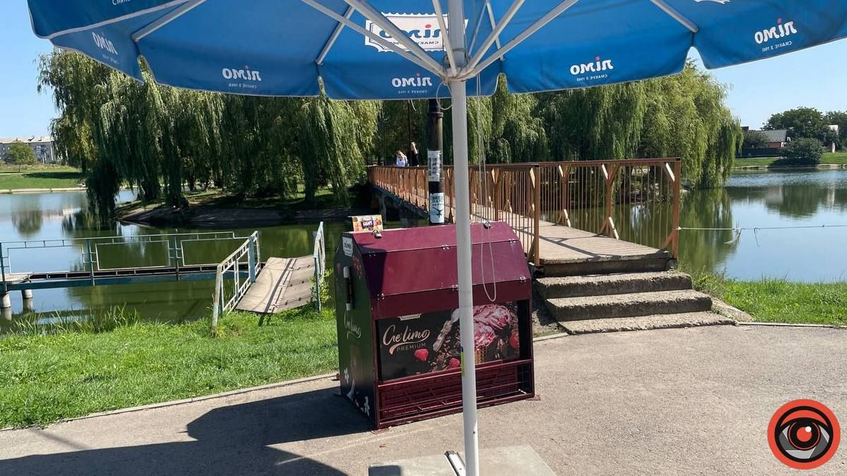 Сідайте, не покалічтеся | Як нині виглядає зона відпочинку на міському озері 20