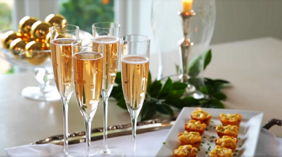 Від зіпсованого вина до витонченого напою | історія шампанського 3