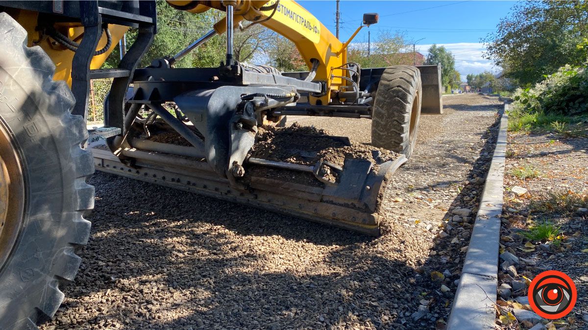 Та невже?! На вулиці Старицького в Коломиї взялись до ремонту дороги 12