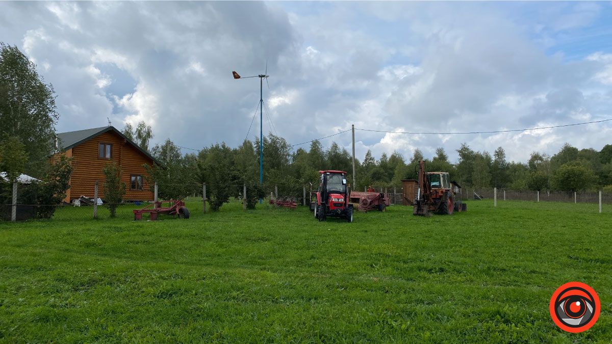 Успішний коломийський підприємець обрав тихе життя і екоферму замість розкошів міста 12