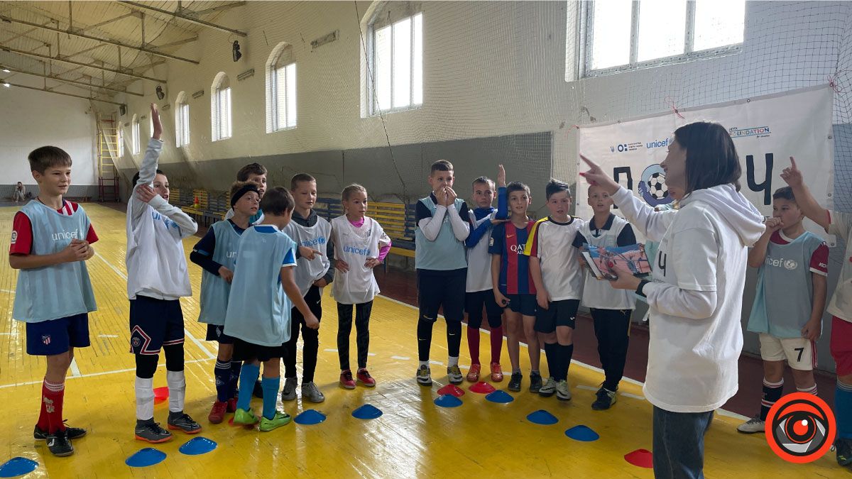 У Коломиї відбувся відкритий урок з футболу 13