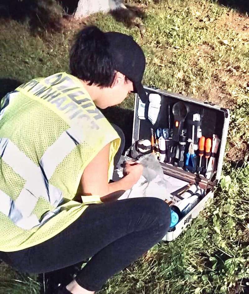 Справу прикарпатки, яку підозрюють у вбивстві батька сокирою, передали у суд 2