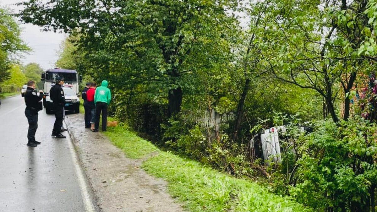 На Прикарпатті за вихідні трапилось три ДТП 3