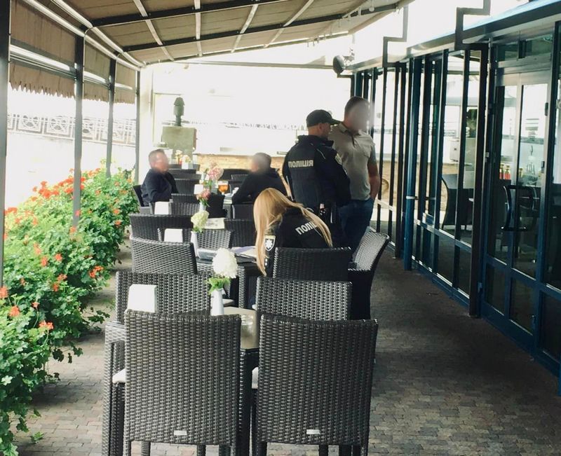 Переселенця підозрюють у крадіжці понад 150 тис грн з номера у готелі 2