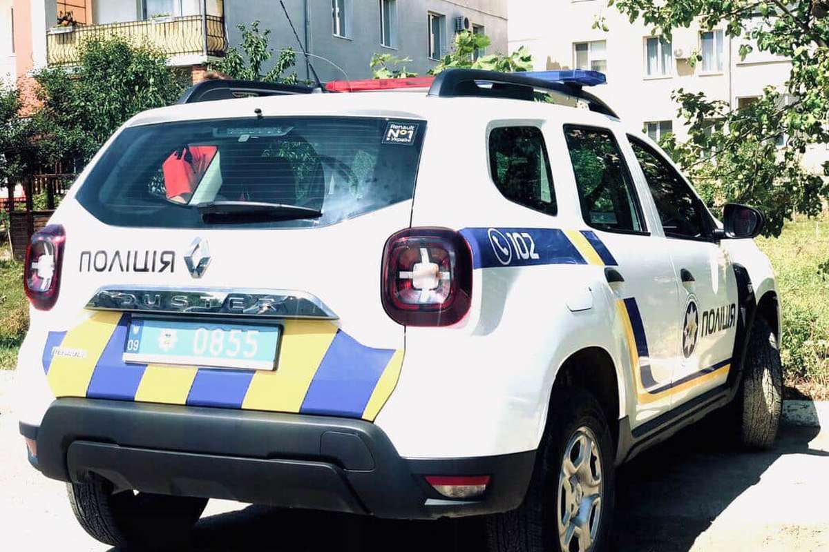 У Надвірній чоловік напав з ножем просто в лікарні 1