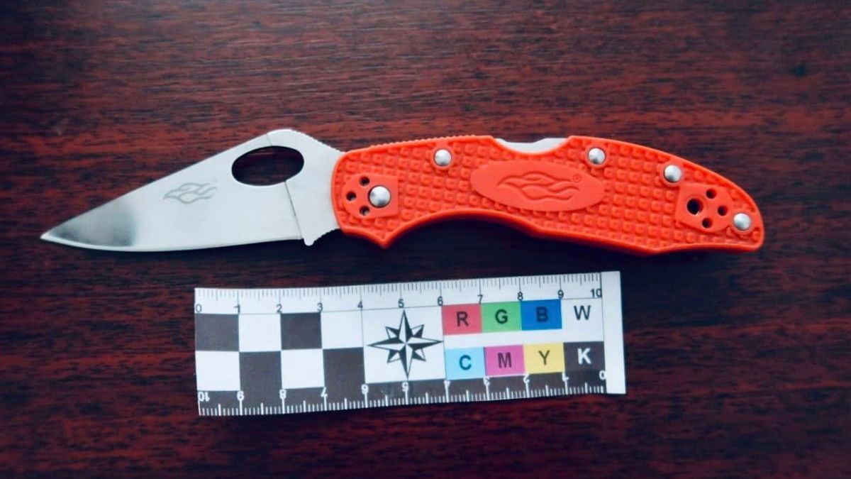 У Надвірній чоловік напав з ножем просто в лікарні 2