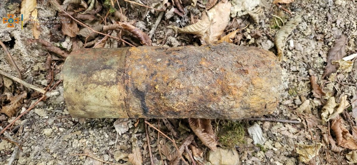 У Яблунівській ТГ знищили дві мінометні міни з ХХ століття 2