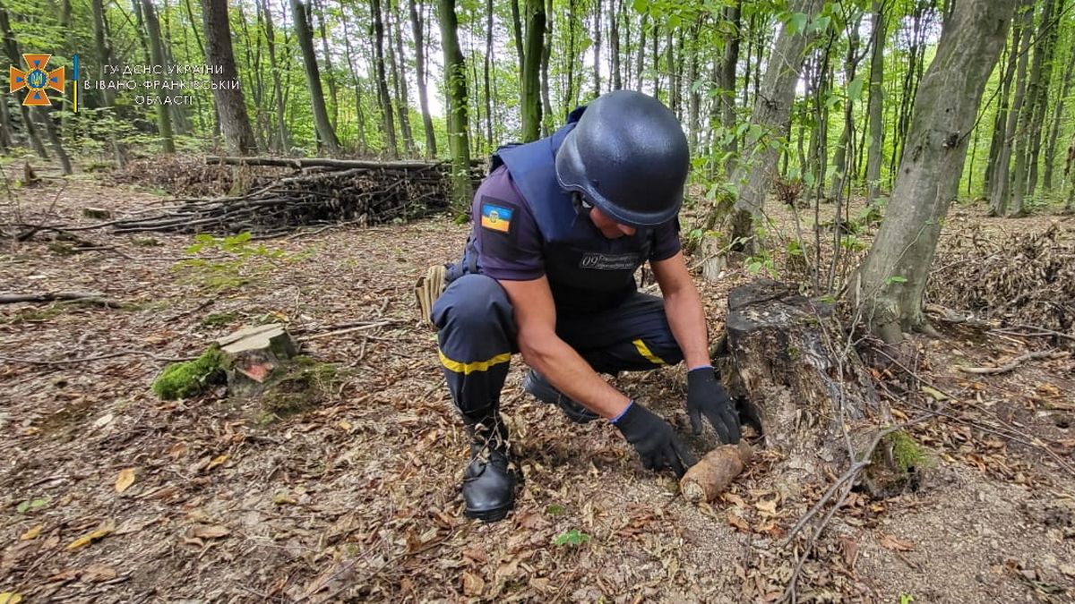 У Яблунівській ТГ знищили дві мінометні міни з ХХ століття 1