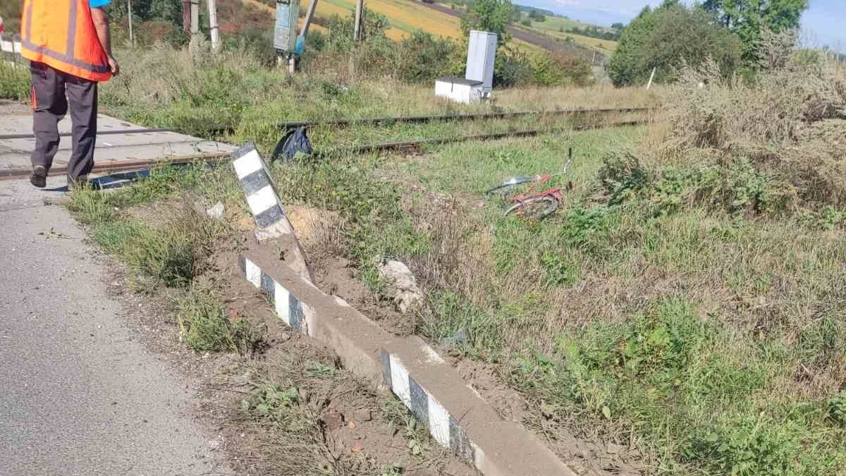 У Чернятині на залізничному переїзді сталася пригода