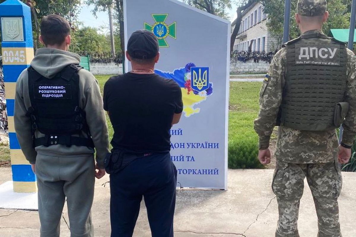 Сімох прикарпатських втікачів спіймали на Буковині 1