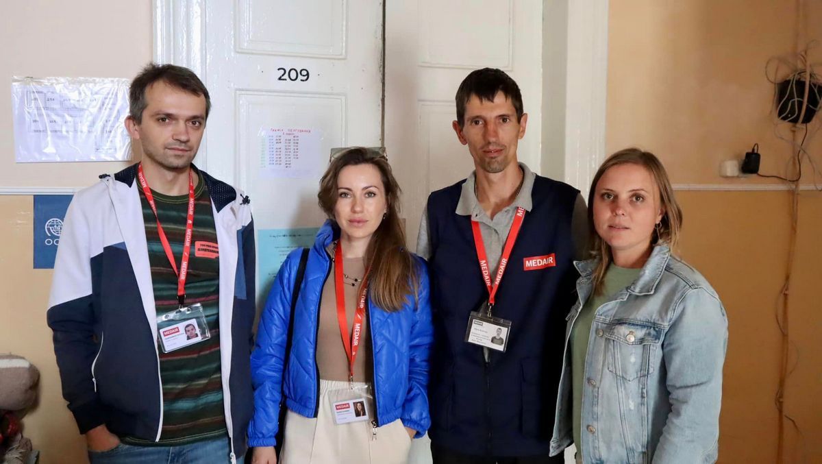 Благодійники зі Швейцарії готові взяти на себе побутові ремонти у житлах переселенців Коломиї 3