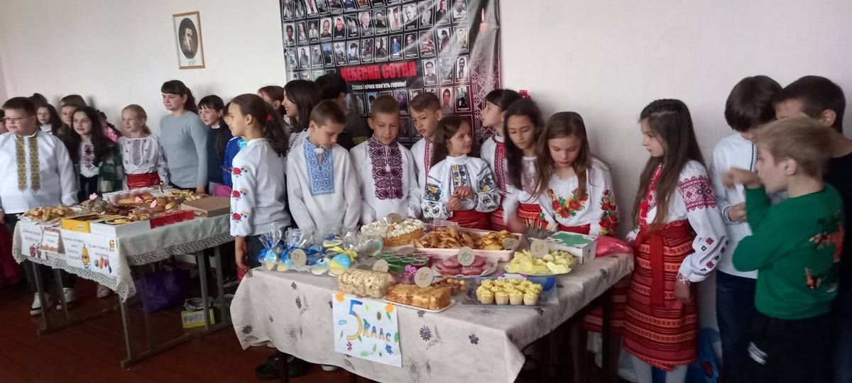 У Черемхові під час благодійного ярмарку зібрали понад 11 тисяч для ЗСУ 7