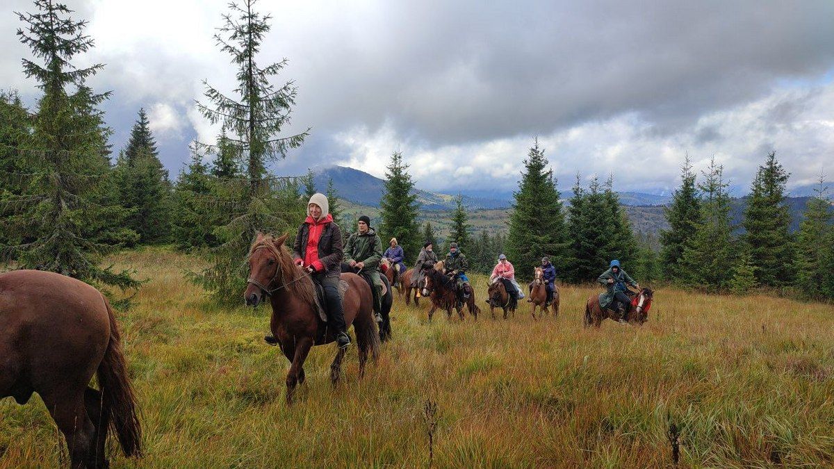 Приголомшливий кінний маршрут національним парком 14