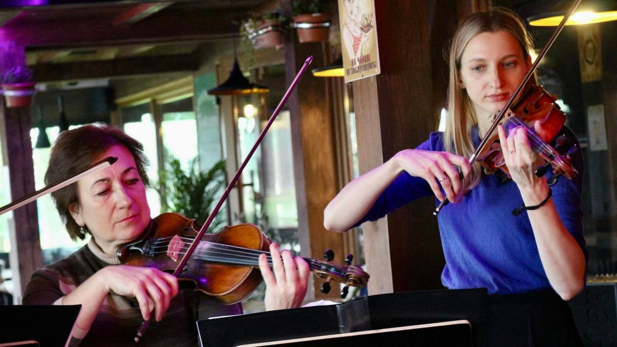 156 мешканців Коломиї похилого віку отримали подарунки 4