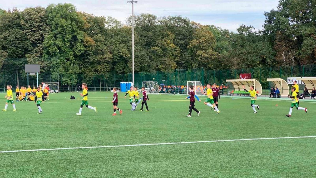 Вихованці КДЮСШ перемогли у першому матчі дитячо-юнацької футбольної ліги 6