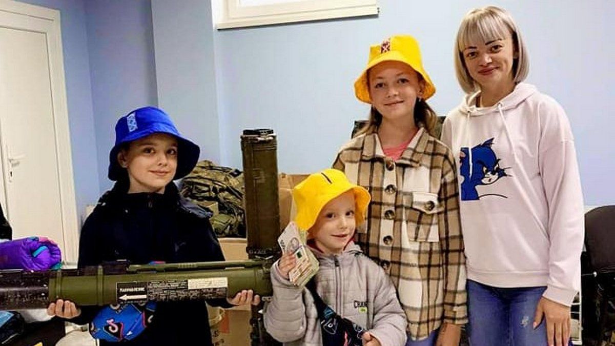 10 тис. грн. для військових зібрали діти з Надвірної