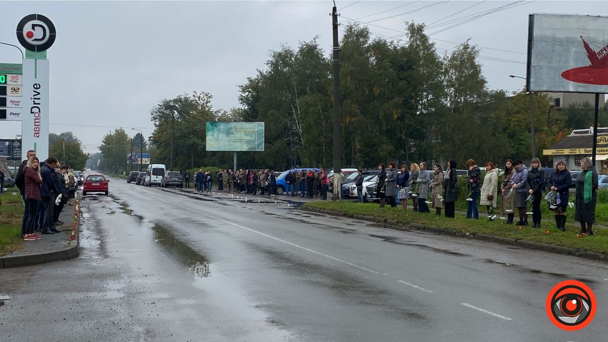 Сотні коломиян зустріли тіло загиблого Любомира Бордуна 9