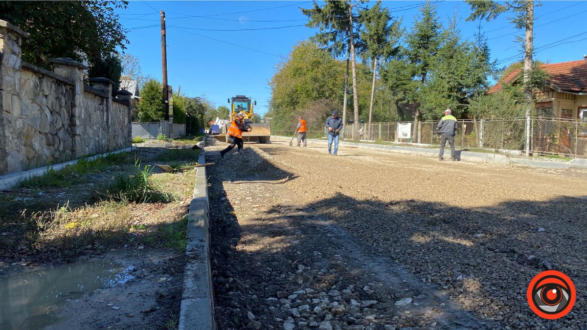 Та невже?! На вулиці Старицького в Коломиї взялись до ремонту дороги 9