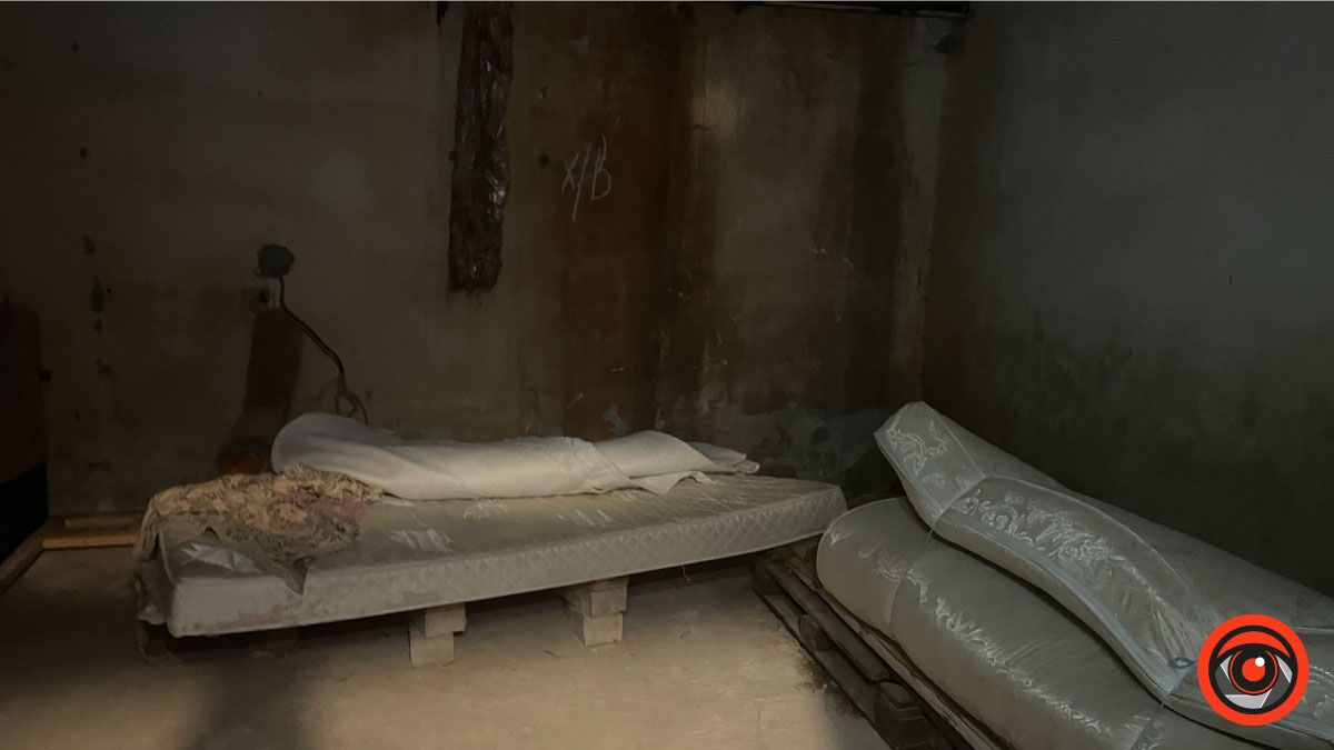 Не нічийне, але занедбане: як виглядають майже 2000 м² укриттів на вул. Січових Стрільців у Коломиї 9