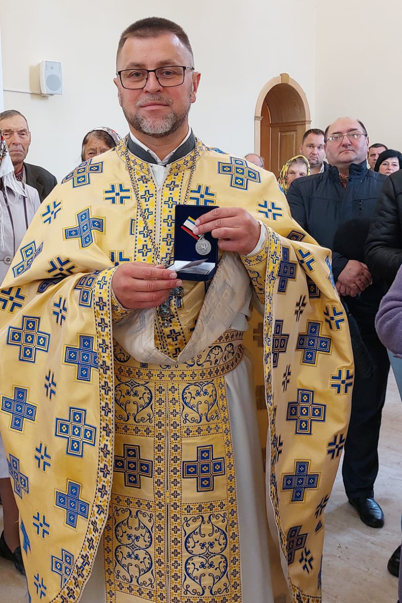 Капелан з Коломийщини отримав медаль "Доблесть Прикарпаття" 1