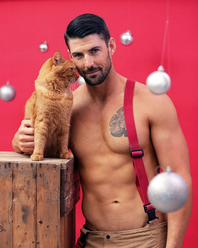 Просто комбо: австралійські пожежники з тваринками на календарі 26