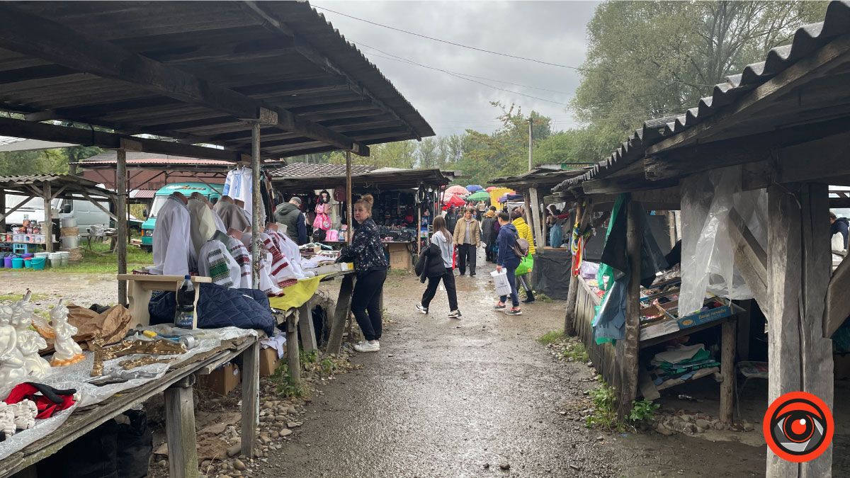 Чим здивує покупців заболотівський базар? Фоторепортаж 2