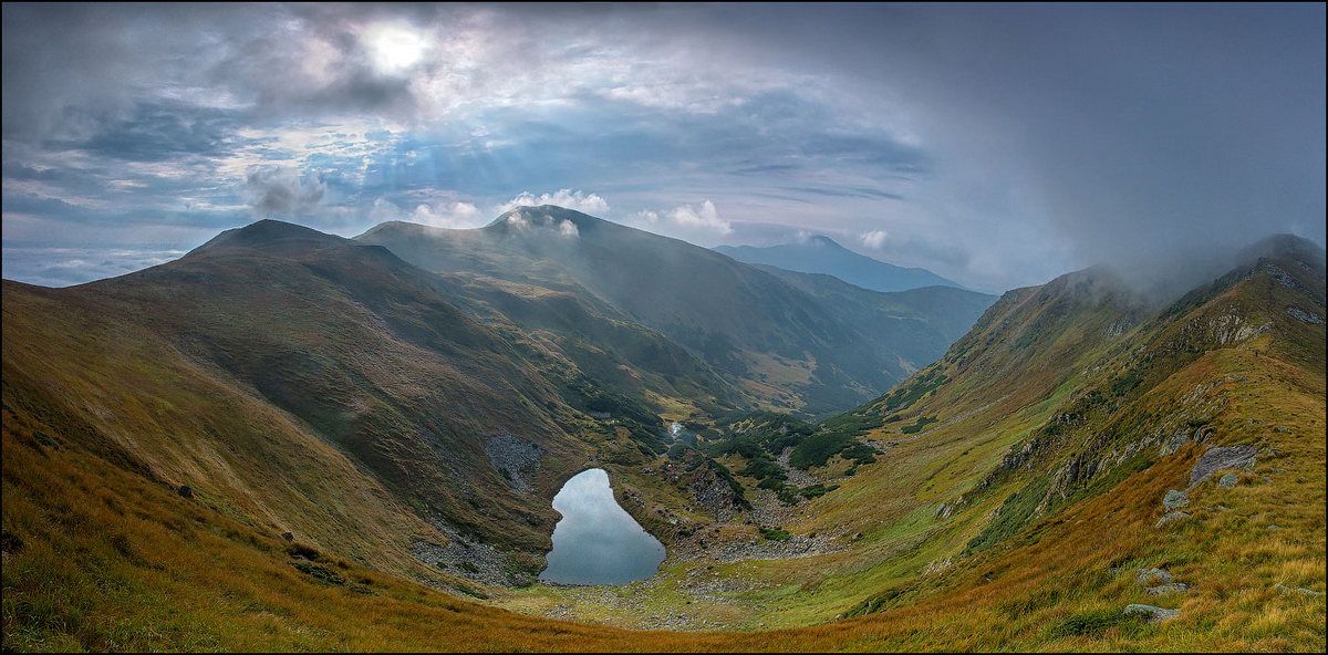 ТОП 10 вершин Карпат, на які варто зійти цієї осені 9
