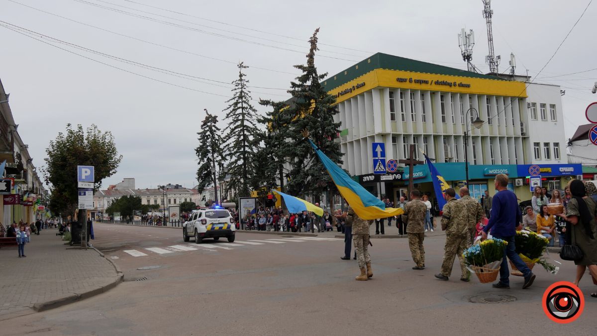 Коломия попрощалася із Героєм Валерієм Кривдою 12