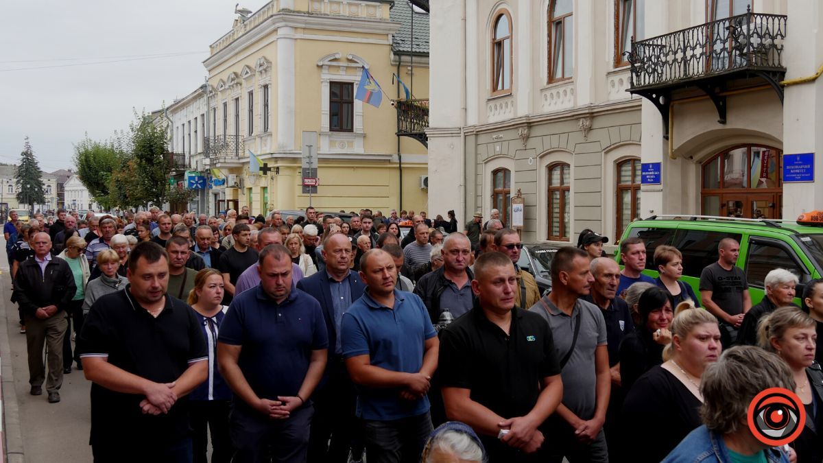 Коломия попрощалася із Героєм Валерієм Кривдою 19