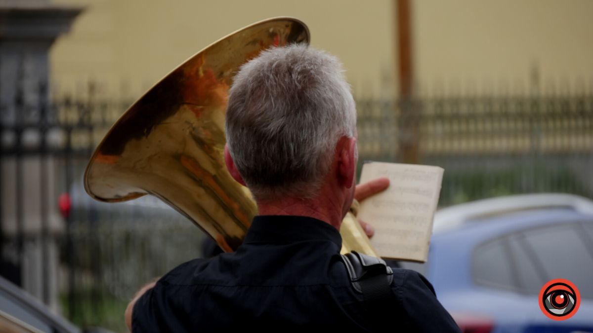 Коломия попрощалася із Героєм Валерієм Кривдою 22