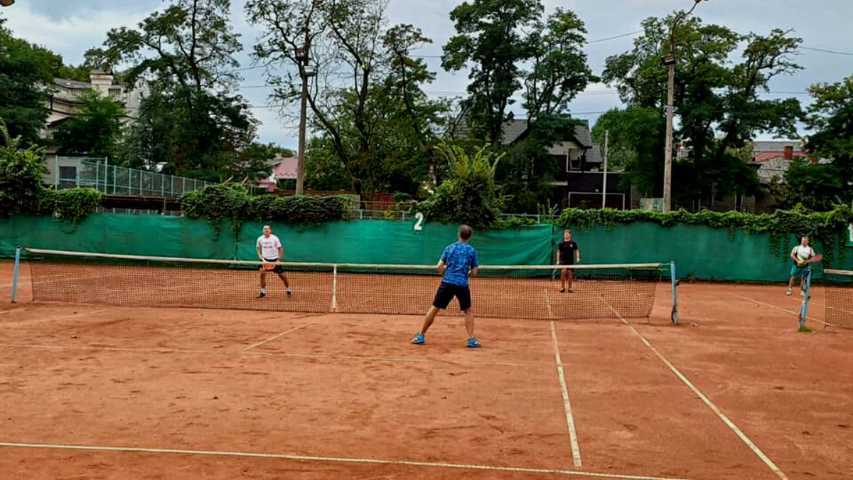 Тенісисти-аматори позмагалися за призові місця | Відомі переможці 3