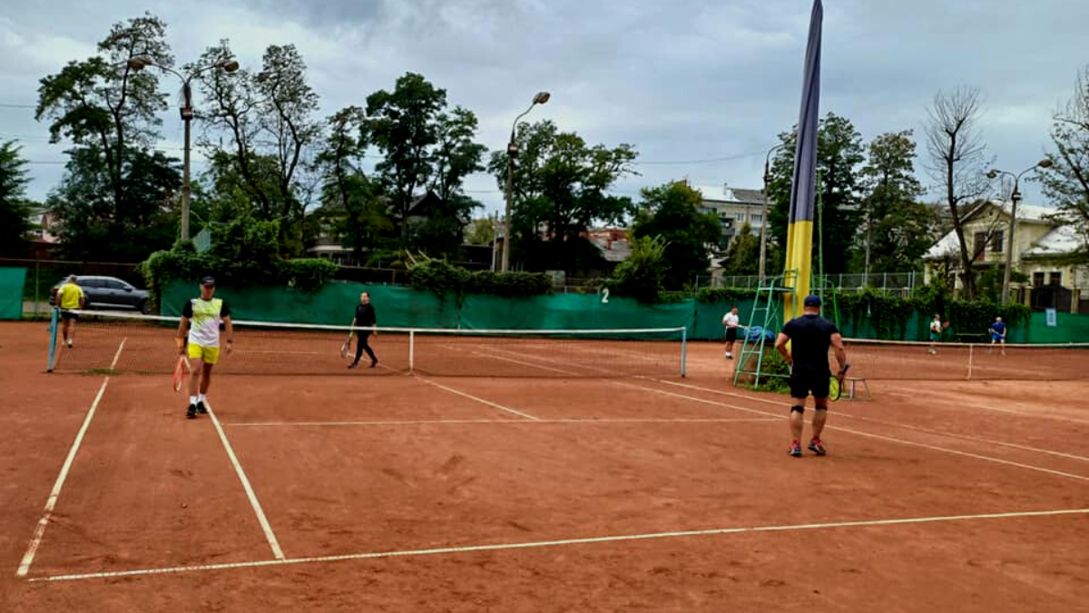 Тенісисти-аматори позмагалися за призові місця | Відомі переможці 5