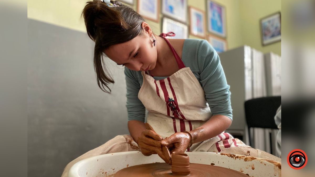 У Коломиї відбувся майстер-клас з гончарства від французького митця 7
