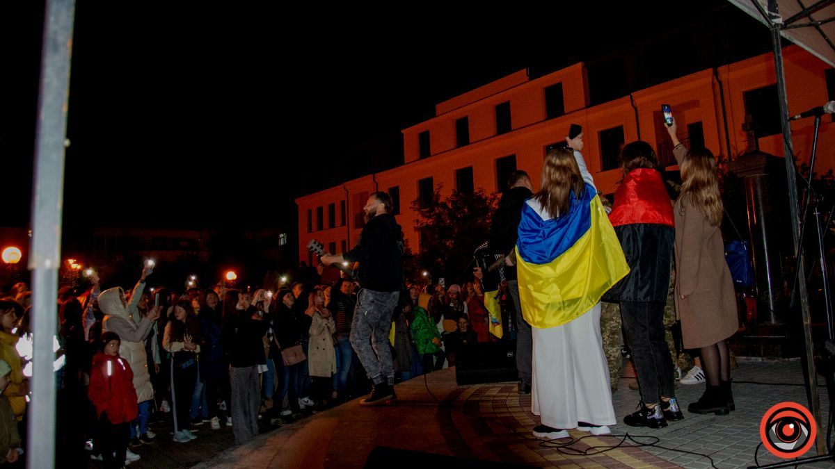 Kozak System у Коломиї | Інтерв'ю з фронтменом Іваном Леньо 16