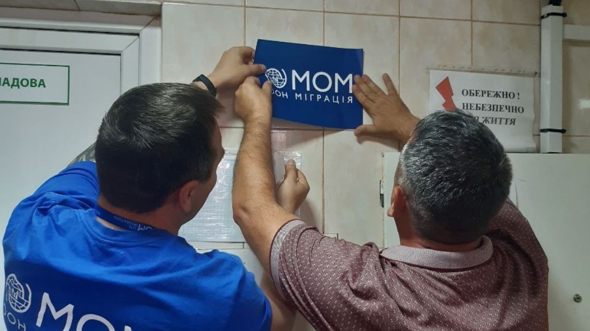 Міжнародники перевірили ремонтні роботи прихистиків ВПО у Коломиї 3